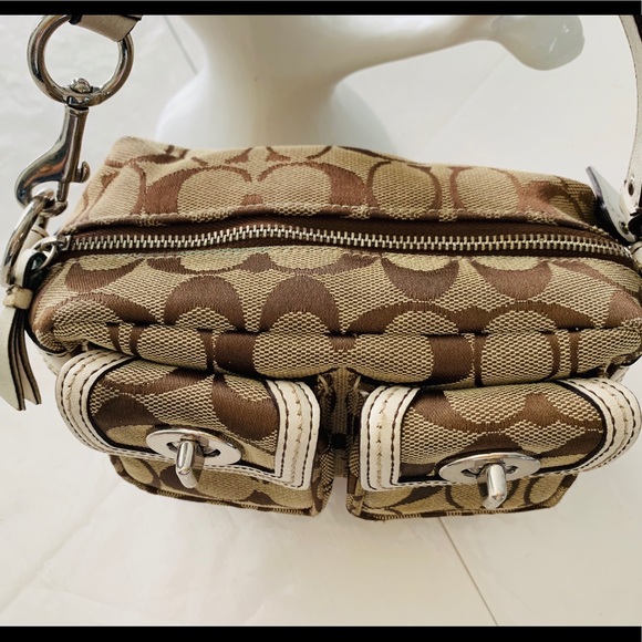 🔸🔸SOLD🔸🔹Authentic Coach monogram mini bag - Picture 3 of 8